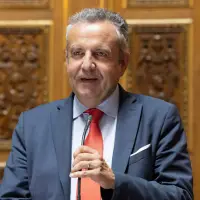 Laurent Burgoa, sénateur du Gard